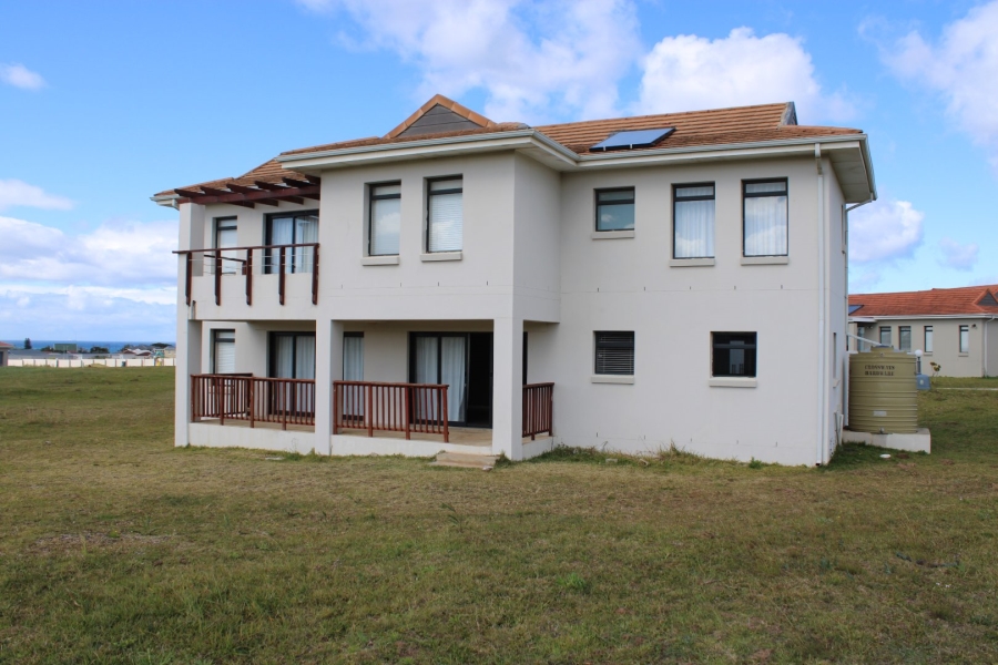 4 Bedroom Property for Sale in Kidds Beach Eastern Cape